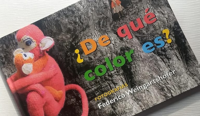 ¿De qué color es?